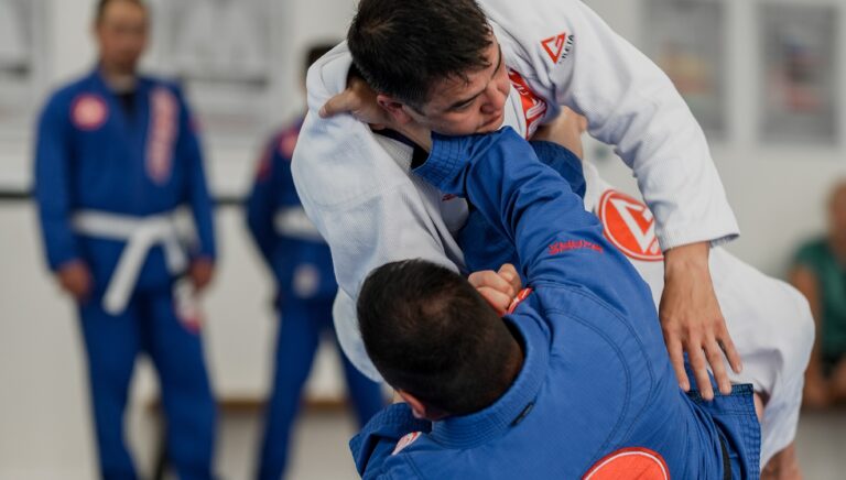 Training Jiu-Jitsu self defense